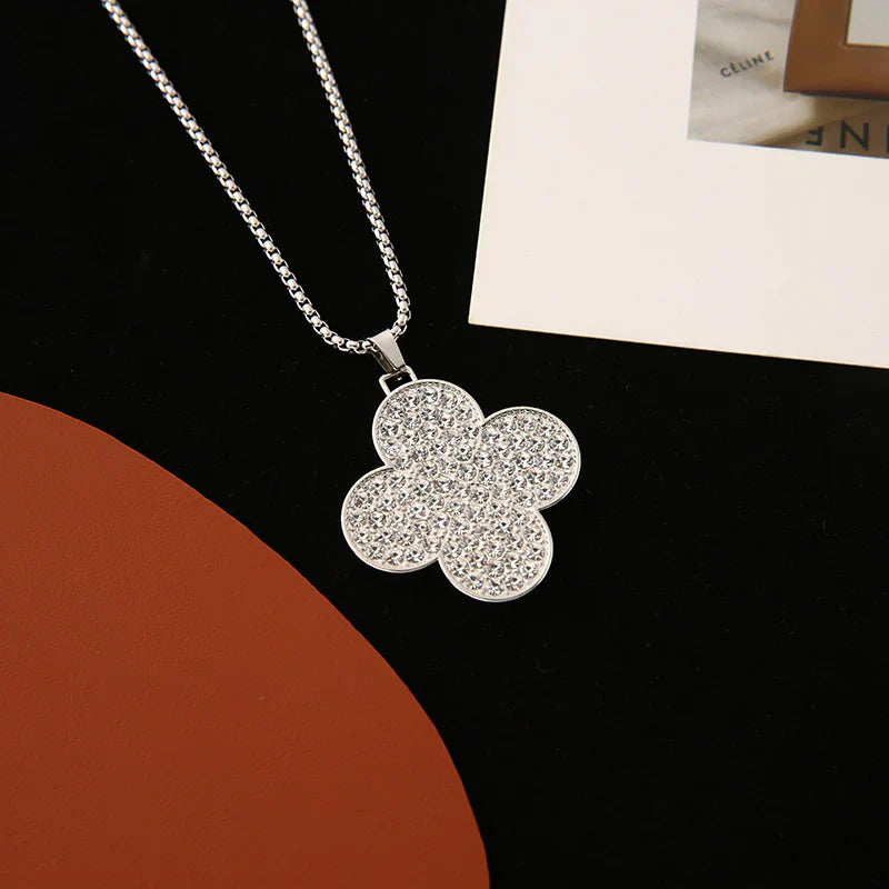 Lucky Bloom Silver Chain