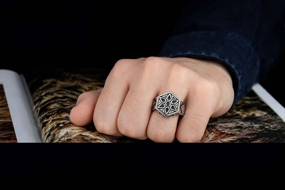 Single Black Zircon Hexagon Silver Ring