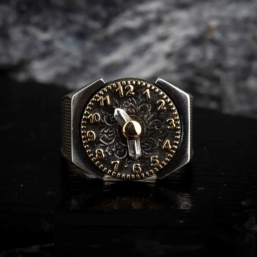 Clock Design Micro Detailed Spinner Ring