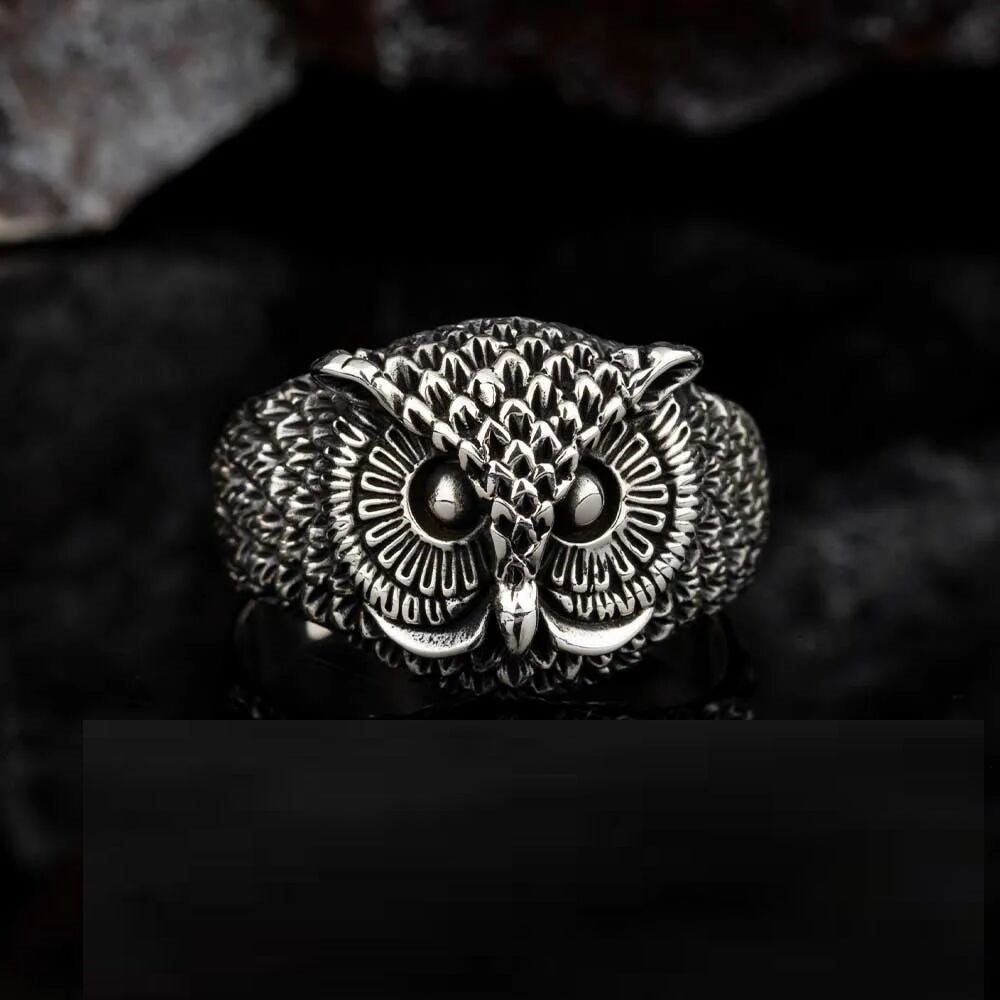 Oxidized Owl Head Silver Ring