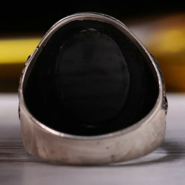 925 Sterling Silver Hooded Claw Onyx Stone Mens Ring
