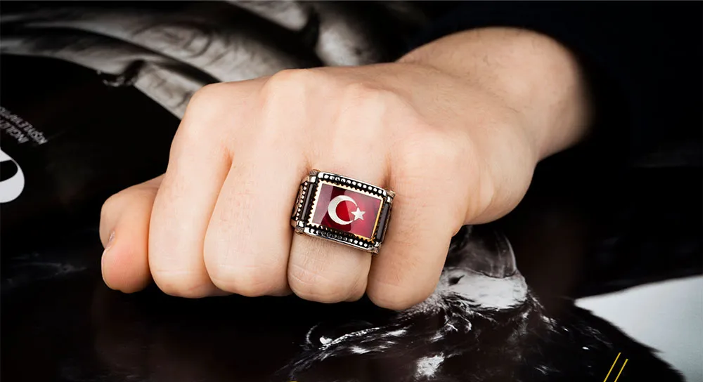 Crescent Star Red Mina Rectangle Cut Silver Ring No1