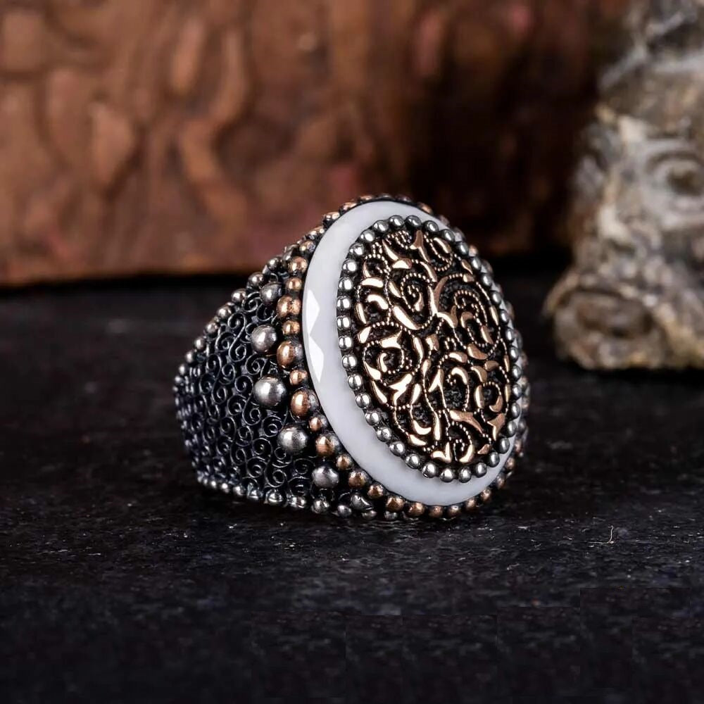 Stoneless Design Oxidized Silver Ring With White Frame