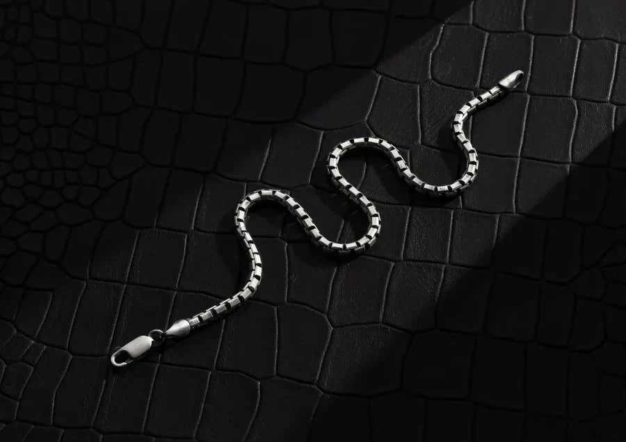 Classic Box Link Bracelet