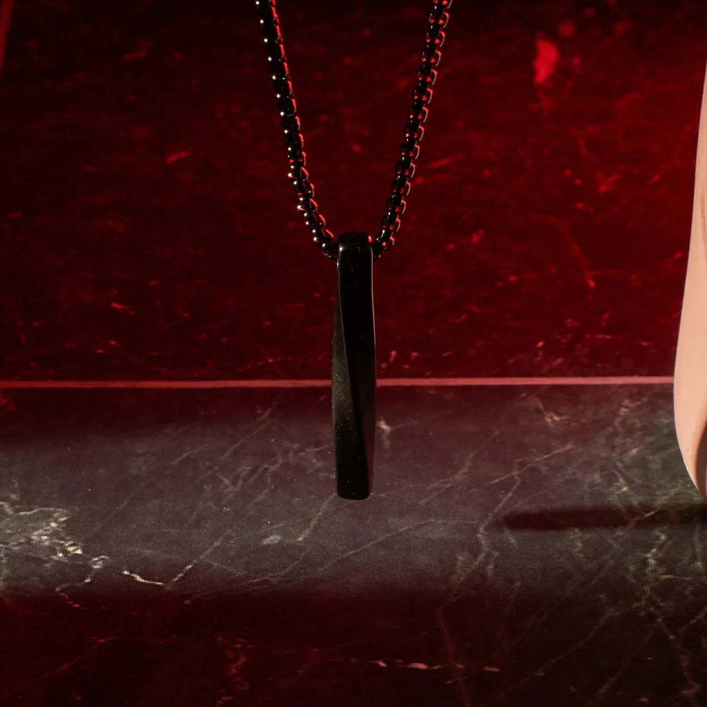 Collier Black Chain
