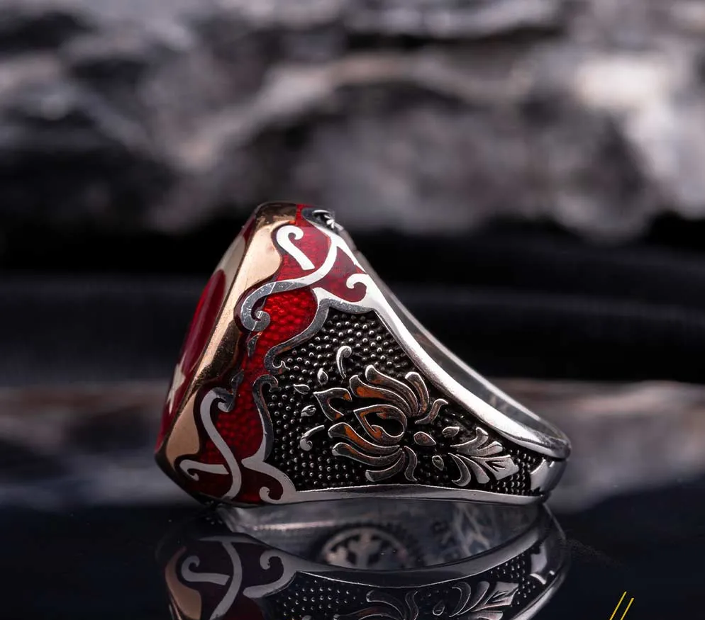 Crescent Star Red Mina Silver Ring