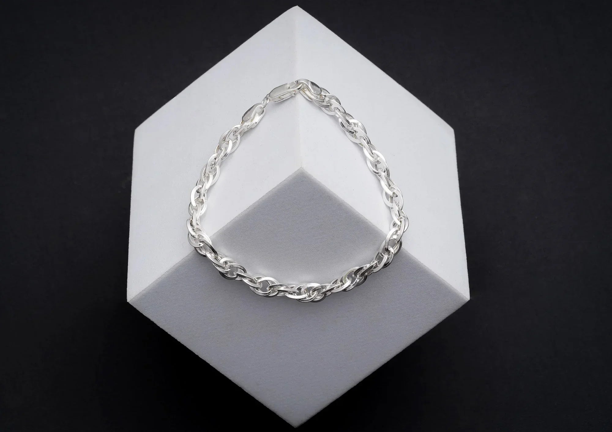 Intertwined Rope Link Men Bracelet