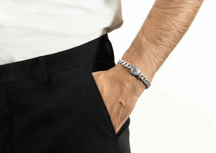 Revolving Luxe Om Bracelet